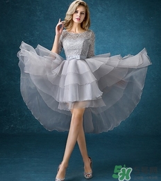 年會(huì)要穿禮服嗎？年會(huì)禮服搭配
