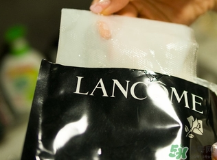 蘭蔻小黑瓶精華面膜怎么用？蘭蔻精華肌底面膜用法