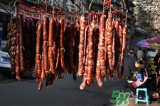 灌香腸配什么作料好吃？灌香腸需要放什么調(diào)料？
