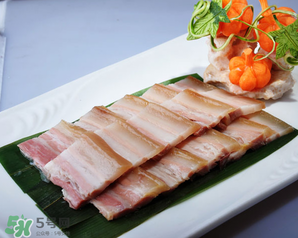 腌肉長毛了還能吃嗎？腌肉長綠毛了還能吃嗎？