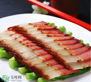 腌肉長毛了還能吃嗎？腌肉長綠毛了還能吃嗎？