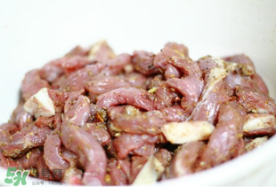 腌牛肉用什么粉？腌牛肉用什么料？
