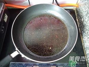 肉丸子可以用面粉嗎？肉丸子用什么粉？