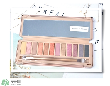 color deep眼影怎么樣？色號試色圖