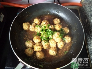 肉丸子可以用面粉嗎？肉丸子用什么粉？