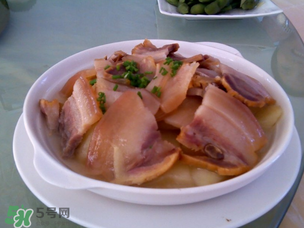 腌肉放什么酒？腌肉為什么要放酒？