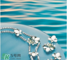 施華洛世奇是銀的嗎？施華洛世奇是白金嗎？