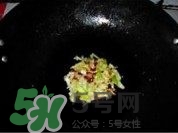 魚丸和雞蛋可以一起吃嗎？魚丸和雞蛋能不能同時(shí)吃？