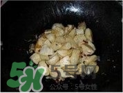 魚丸和雞蛋可以一起吃嗎？魚丸和雞蛋能不能同時(shí)吃？
