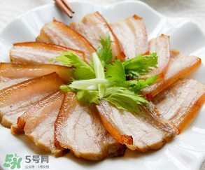 腌肉怎么做好吃？腌肉炒什么菜好吃？