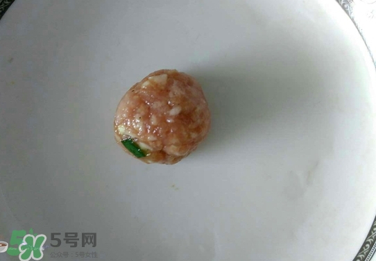 珍珠丸子可以用大米嗎？珍珠丸子用大米怎么做？