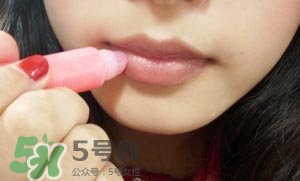 唇線筆可以當(dāng)口紅嗎？唇線筆和口紅的區(qū)別？