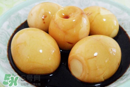 腌雞蛋沒有壇子怎么辦？腌雞蛋用鐵盆可以嗎？