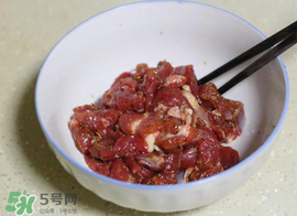 ?羊肉腌制多長時間？羊肉怎么腌才嫩？