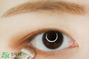 李圣經(jīng)妝容怎么化？李圣經(jīng)仿妝教程