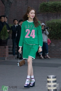 李圣經(jīng)的衣服什么牌子？李圣經(jīng)衣服同款