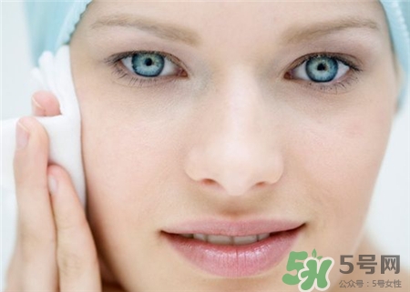 果酸換膚可以去黑頭嗎?果酸換膚能去黑頭嗎? 果酸換膚可以去黑頭嗎?果酸換膚能去黑頭嗎?