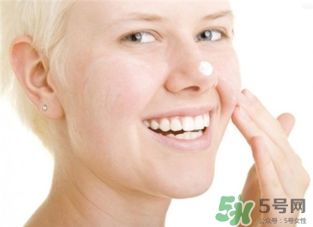 果酸換膚可以去黑頭嗎?果酸換膚能去黑頭嗎? 果酸換膚可以去黑頭嗎?果酸換膚能去黑頭嗎?