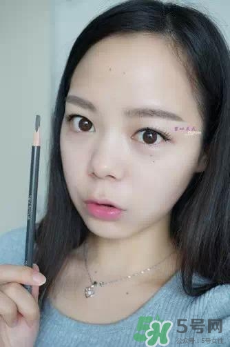 2017年流行什么眉型？2017年最流行眉毛介紹