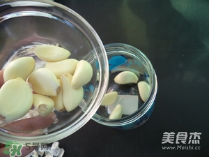 臘八蒜用什么蒜？臘八蒜用新蒜還是老蒜？