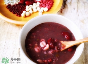 寶寶可以吃臘八粥嗎？寶寶多大可以吃臘八粥？