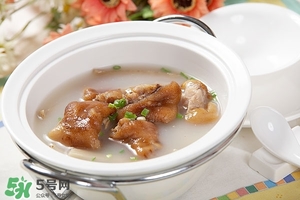 臘豬腳燉什么好吃？臘豬蹄燉什么好吃？