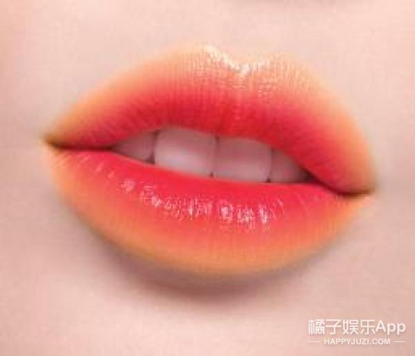 反咬唇妝怎么畫？反咬唇妝畫法圖解