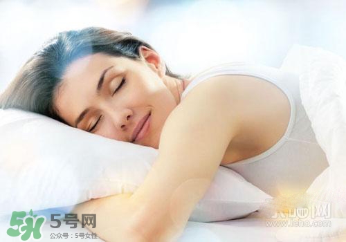 冬天不戴胸罩好不好？冬天胸罩幾天換一次？