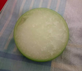 護膚品凍了還能用嗎？化妝品凍成冰了還能用嗎？