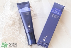 ahc隔離和蘭芝隔離霜哪個(gè)好？ahc隔離防曬霜和蘭芝隔離霜對(duì)比