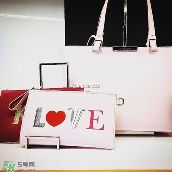 roger vivier2017年情人節(jié)系列多少錢(qián)？