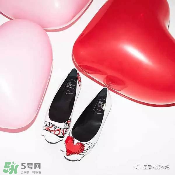 roger vivier2017年情人節(jié)系列多少錢(qián)？