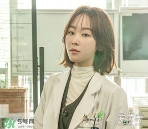 徐玄振妝容怎么化？徐玄振仿妝教程