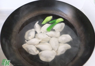 ?冷凍水餃怎么煮不破？冷凍水餃怎么煮好吃？