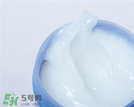 發(fā)蠟對頭發(fā)有傷害嗎?發(fā)蠟會(huì)不會(huì)傷頭發(fā)?