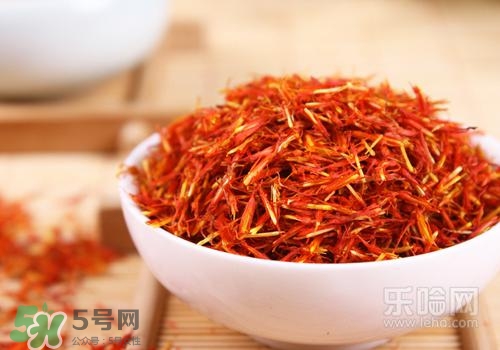 高血脂泡腳用什么藥好？高血脂用什么藥泡腳？