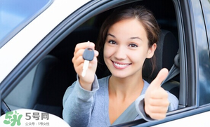 春節(jié)租車多少錢一天？春節(jié)租車回家劃算嗎？