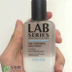 收斂水是爽膚水嗎？收斂水和爽膚水的區(qū)別？