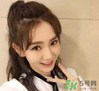 發(fā)際線高適合什么發(fā)型？發(fā)際線高怎么辦