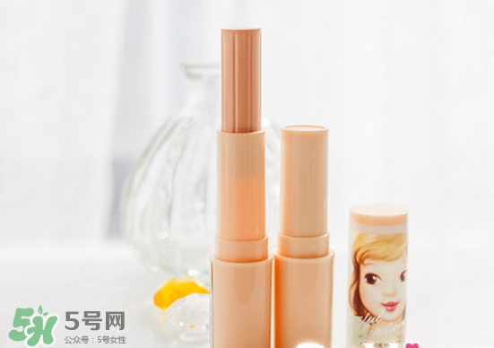 愛(ài)麗小屋唇部遮瑕膏怎么樣？愛(ài)麗小屋唇部遮瑕膏好用嗎？