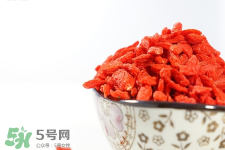 有乙肝能吃枸杞嗎？乙肝病人可以吃枸杞嗎？