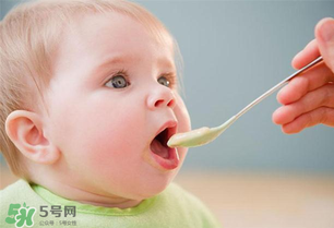 立春可以斷奶嗎？什么季節(jié)斷奶對(duì)寶寶好？