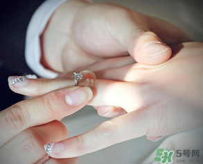 臘月可以訂婚嗎？臘月訂婚好不好？