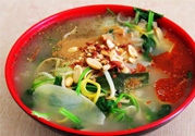 吃麻辣燙會(huì)口腔潰瘍嗎？口腔潰瘍能吃麻辣燙嗎？