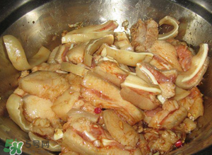 豬耳朵怎么腌制？腌豬耳朵的做法大全
