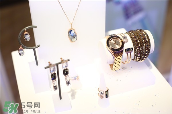 施華洛世奇2017春夏新款有哪些？施華洛世奇2017春夏新款多少錢？
