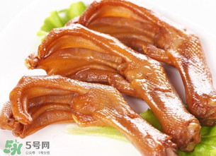 鹵鴨掌要多長時間？鹵鴨掌鹵多長時間？