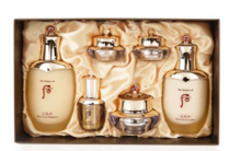 送媽媽什么護膚品好？給媽媽送什么護膚品好