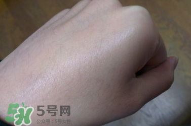 dior迪奧夢幻美肌修顏乳怎么用？迪奧修顏乳怎么用