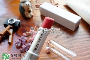 植村秀柔霧唇膏色號(hào)試色 植村秀無色限柔霧唇膏試色圖